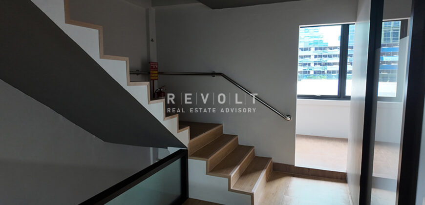 Office  For Rent : Silom Soi 1