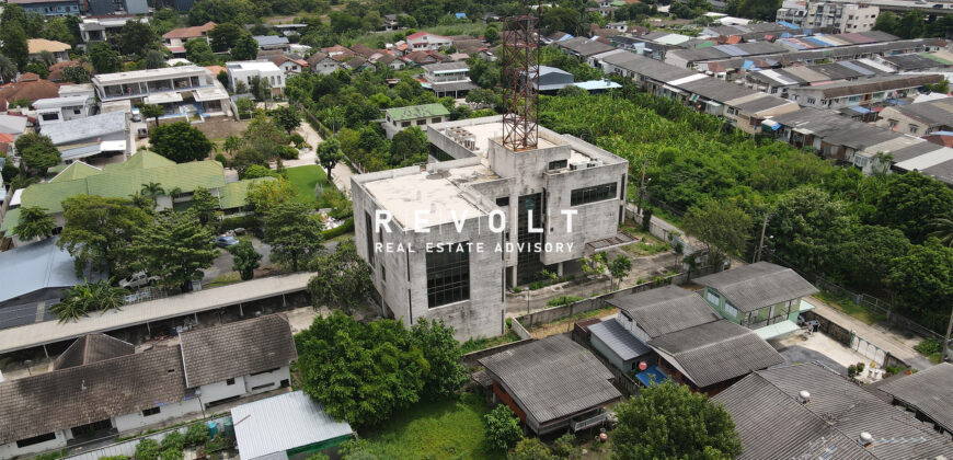 Building For Sale : Chaeng Watthana – Pak Kret